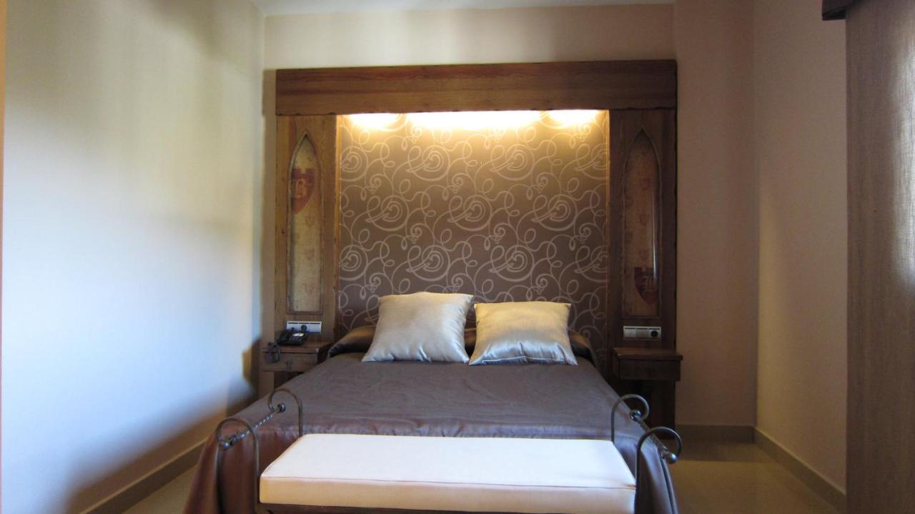 Hotel La Brasa Vélez de Benaudalla Buitenkant foto