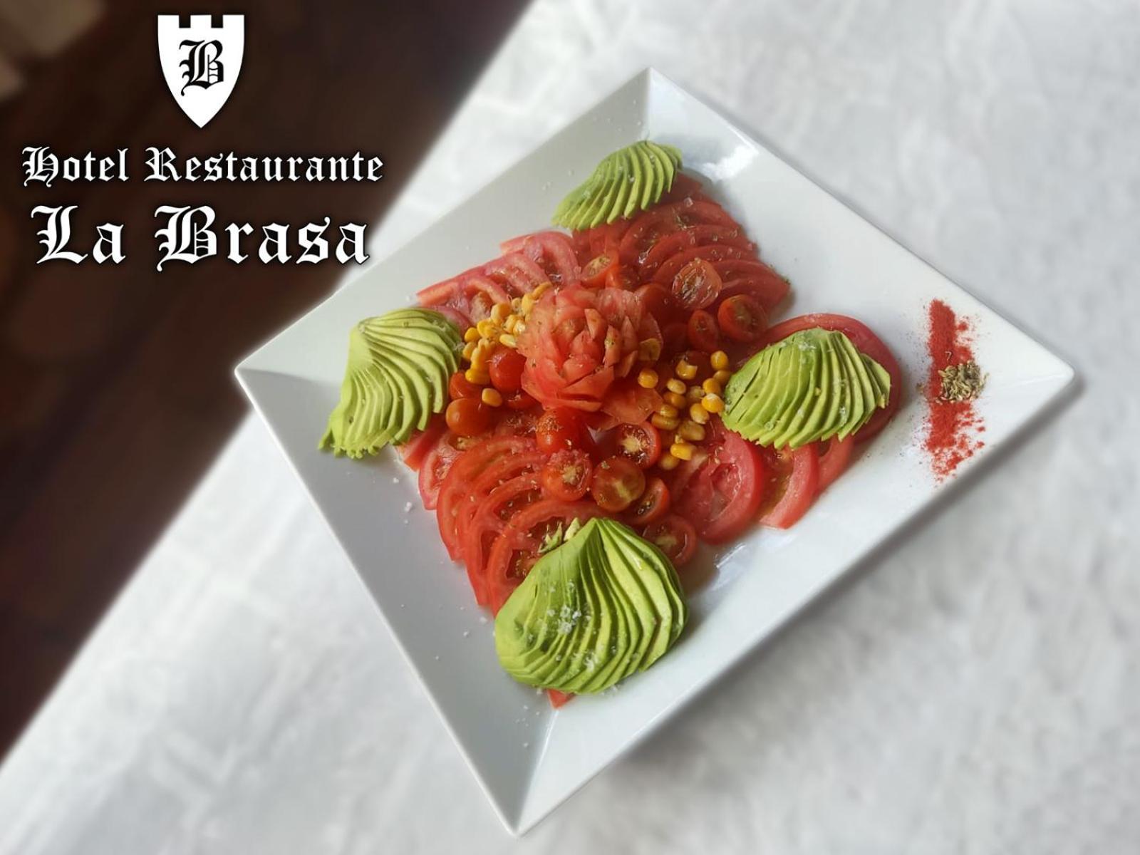 Hotel La Brasa Vélez de Benaudalla Buitenkant foto