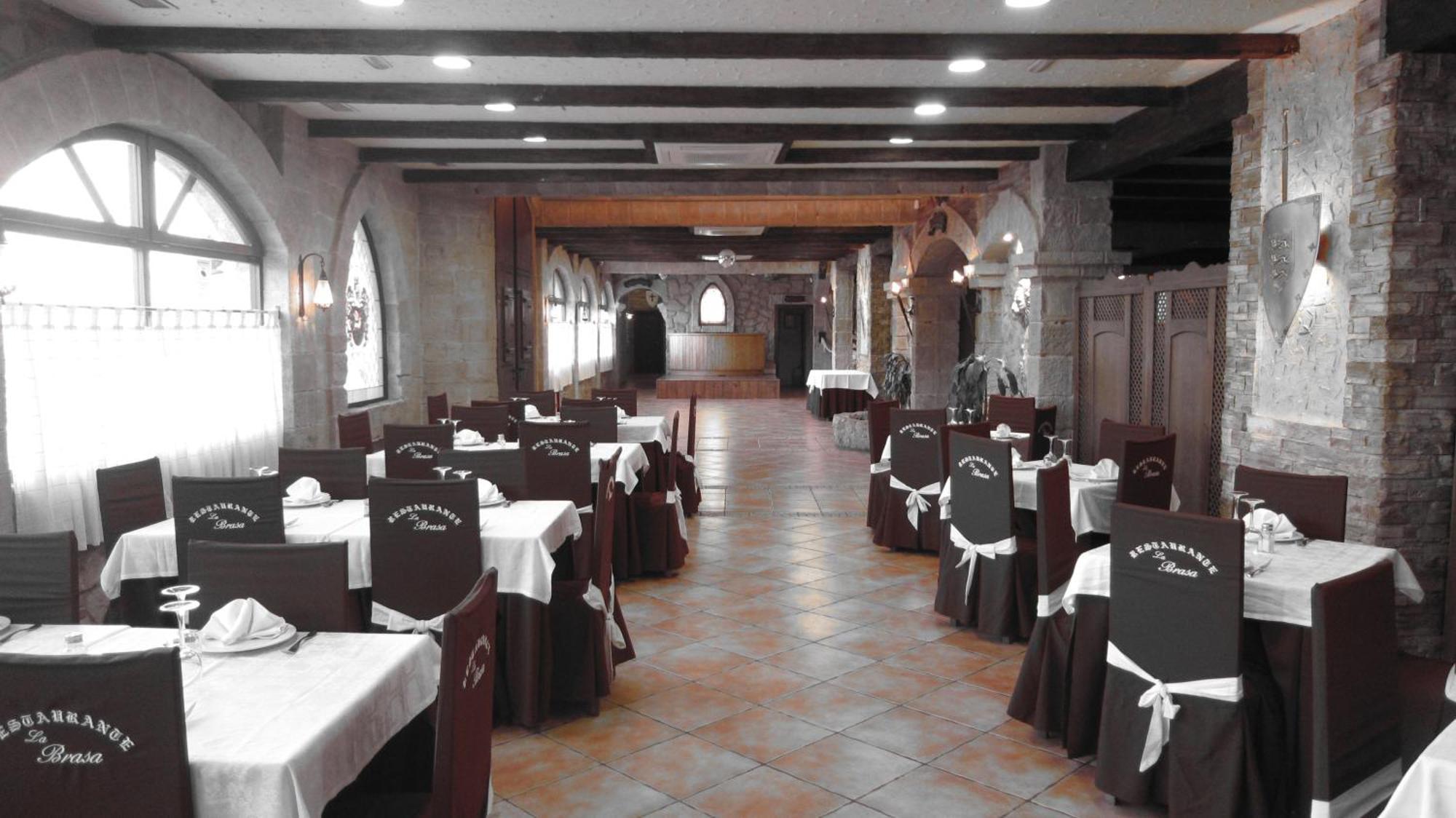 Hotel La Brasa Vélez de Benaudalla Buitenkant foto
