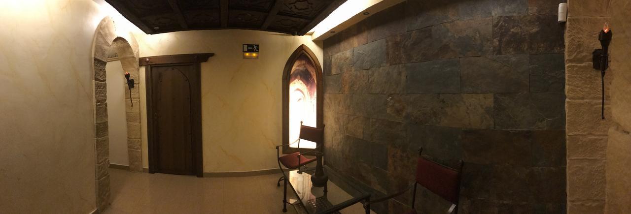 Hotel La Brasa Vélez de Benaudalla Buitenkant foto